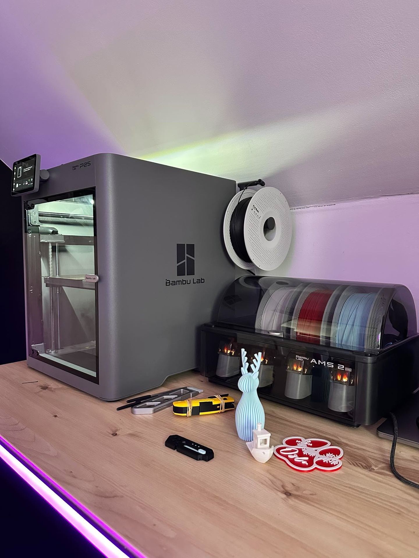 Imprimante 3D Bambu Lab P2S dans l'atelier